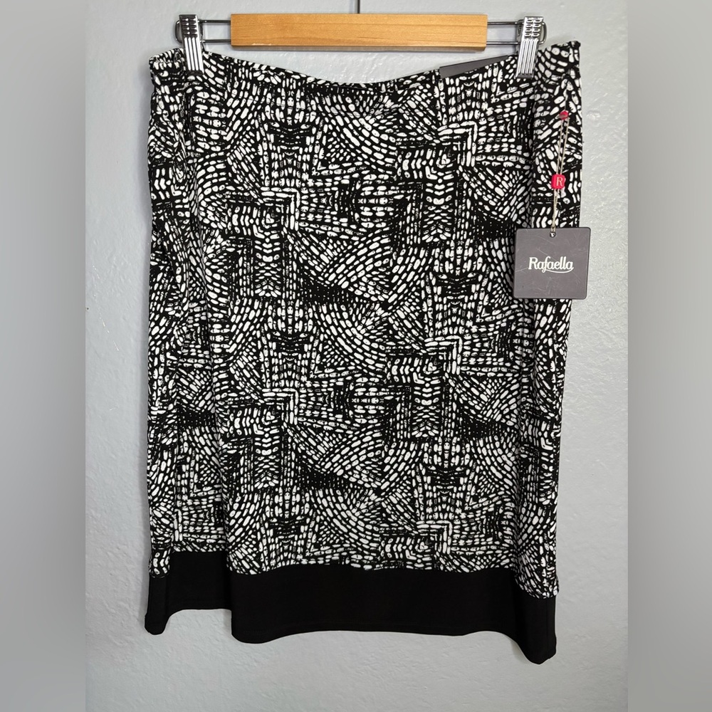 Rafaella Comfort Blk White Womens Pull On Stretch Pencil Skirt  Size XLP NWT‎